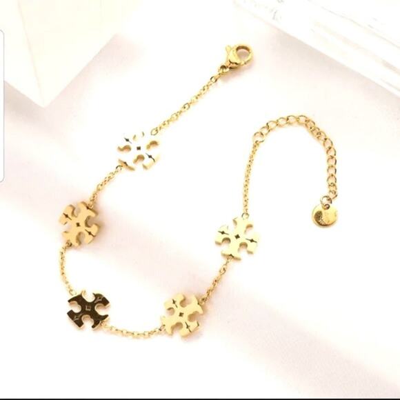 NWT Tory Burch Gold Logo Adjustable Bracelet - Picture 1 of 7